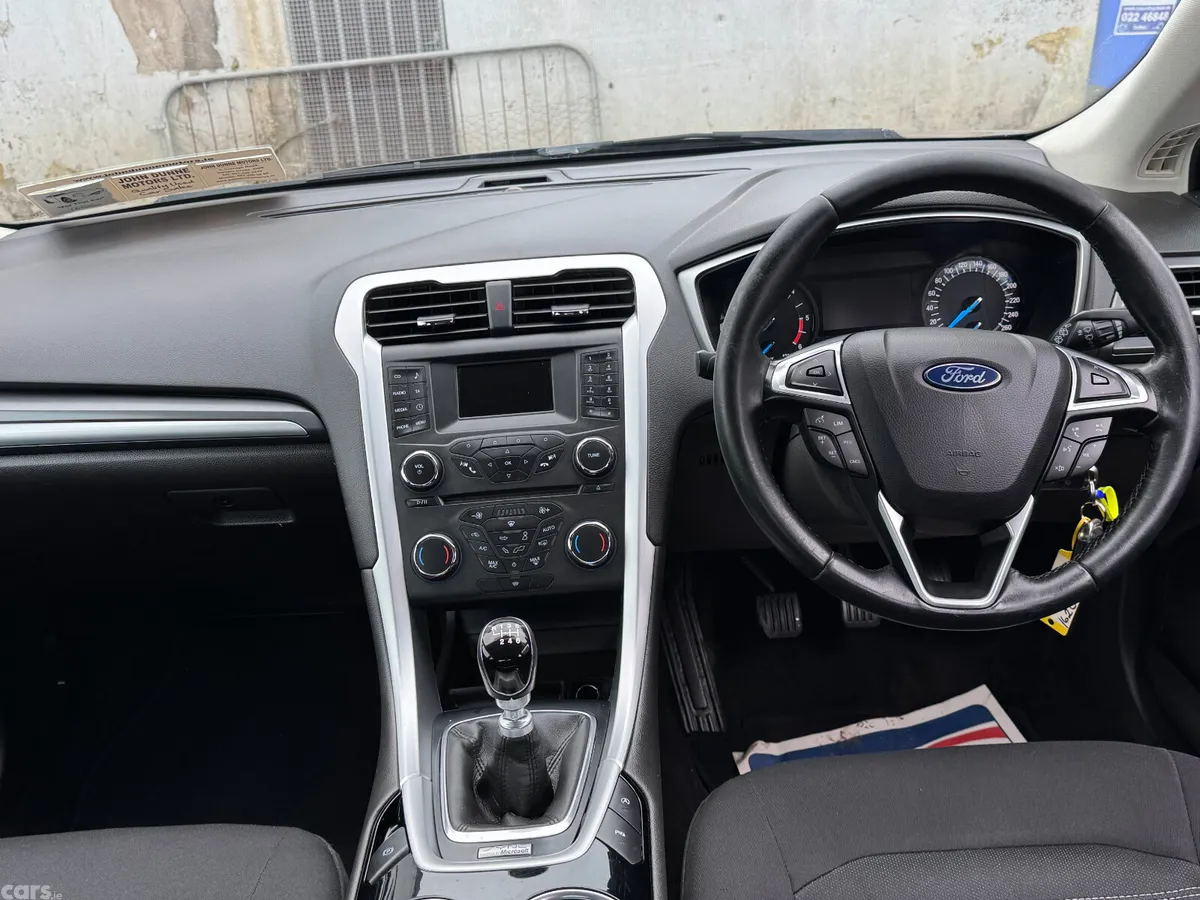 Ford Mondeo Hatchback, Diesel, 2016, Grey