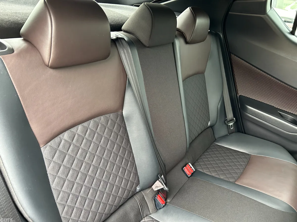 Toyota C-HR Hatchback, Petrol Hybrid, 2017, Black
