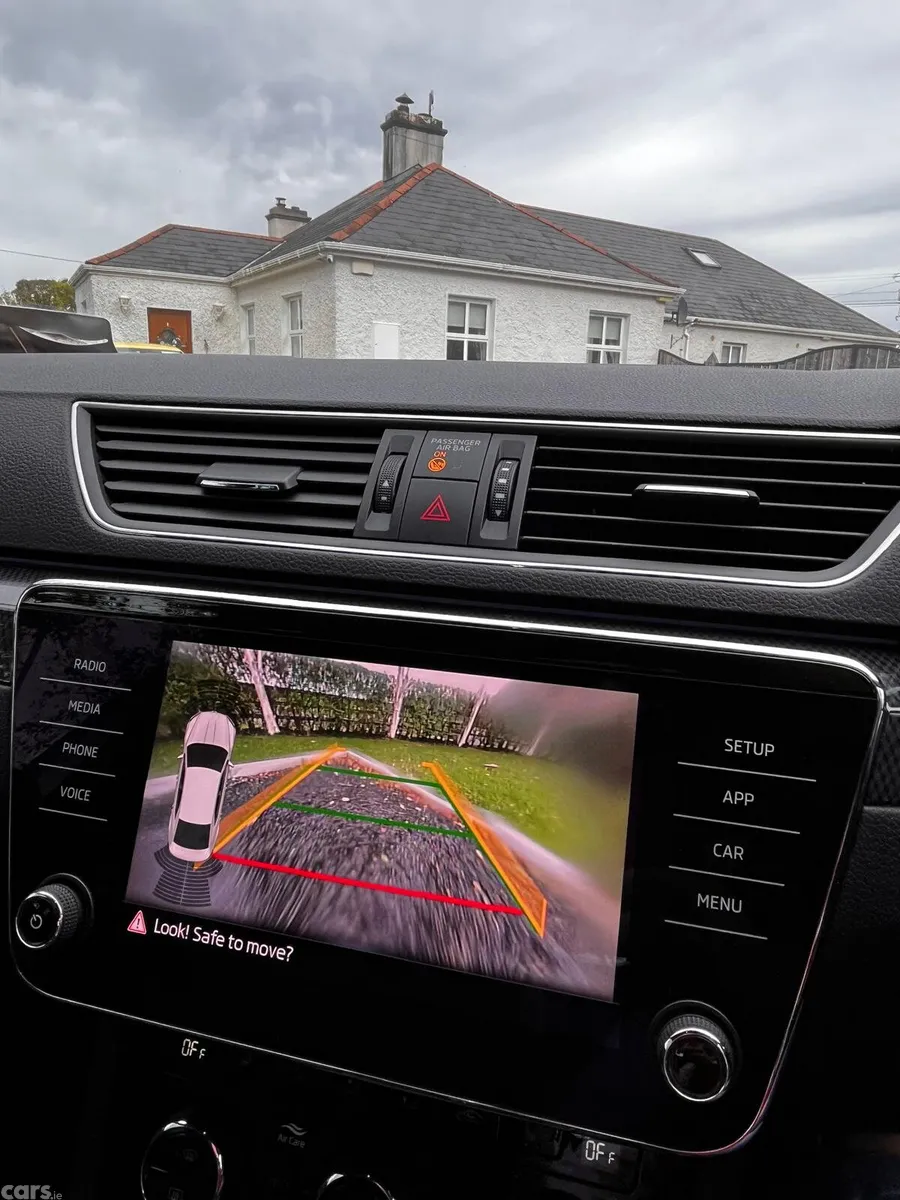 Skoda Superb Saloon, Diesel, 2019, Grey