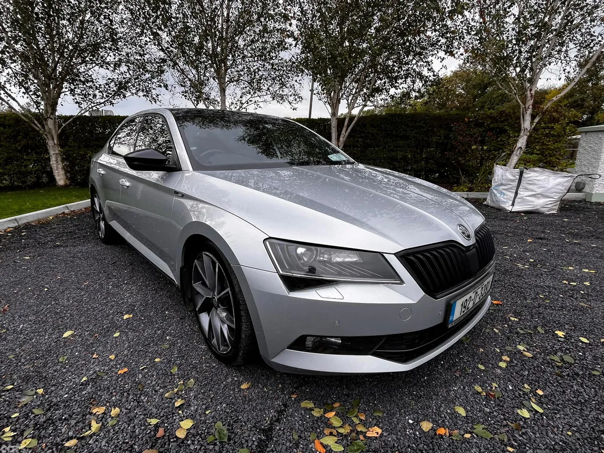 Skoda Superb Saloon, Diesel, 2019, Grey