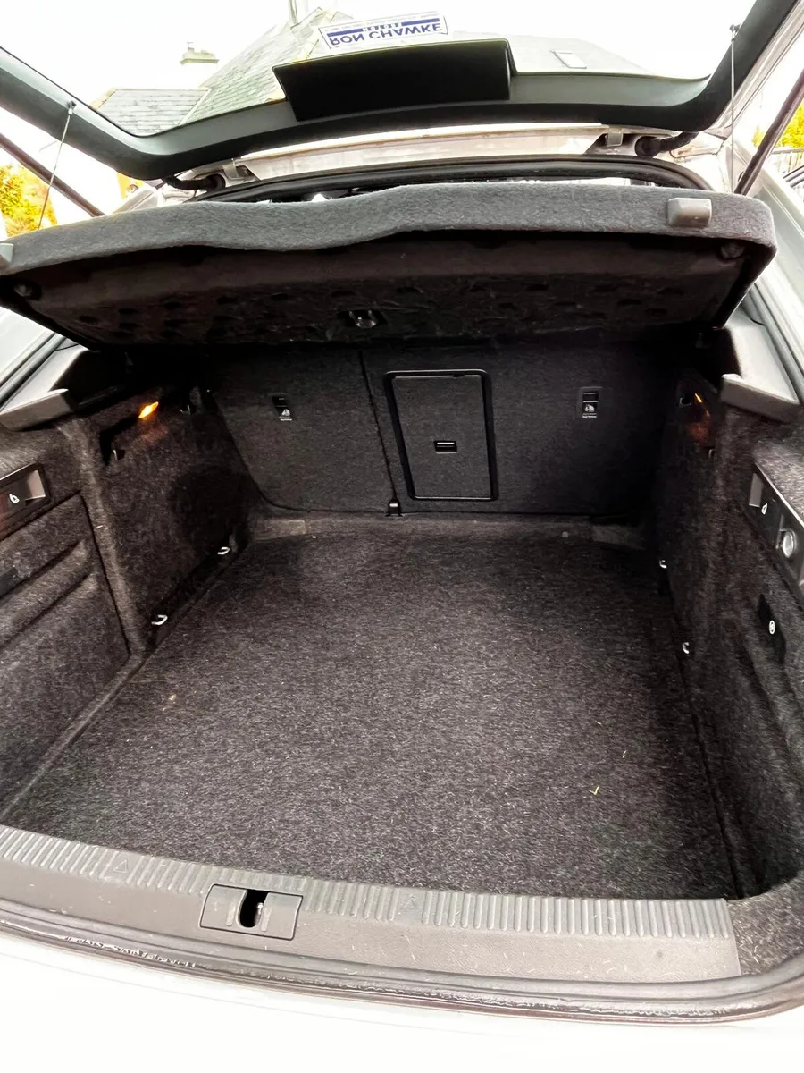Skoda Superb Saloon, Diesel, 2019, Grey
