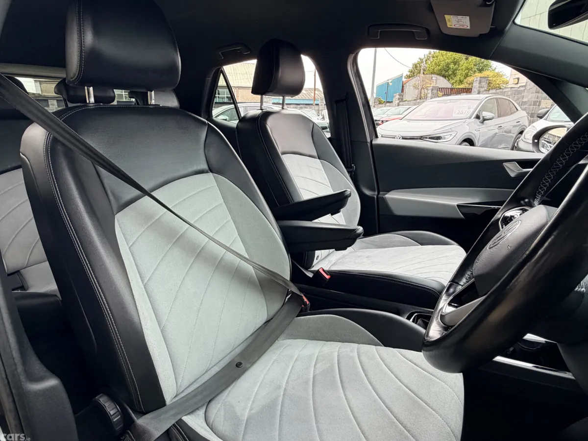 Volkswagen ID.3 Estate, Electric, 2022, Grey