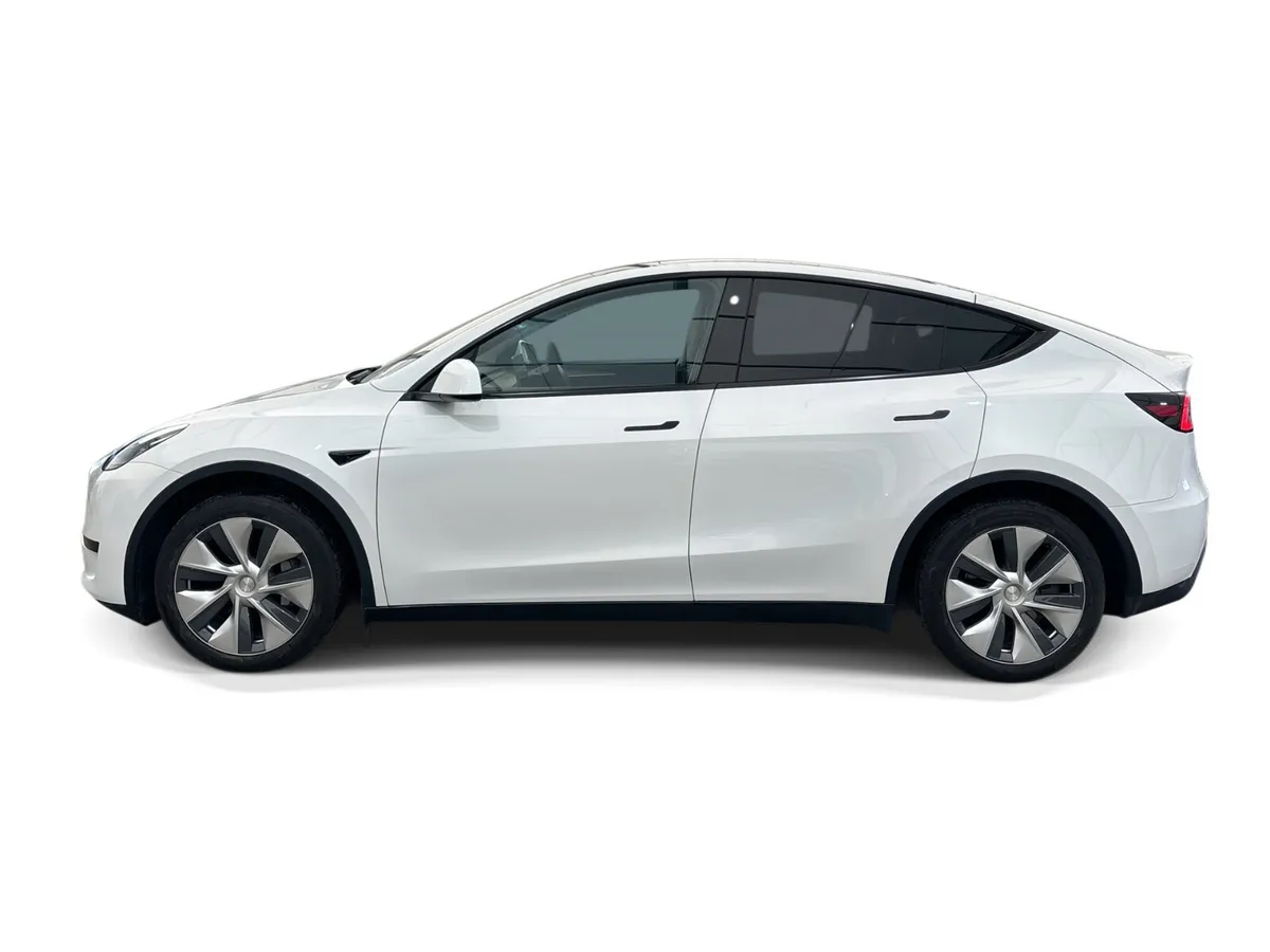 Tesla Model Y MPV, Electric, 2023, White