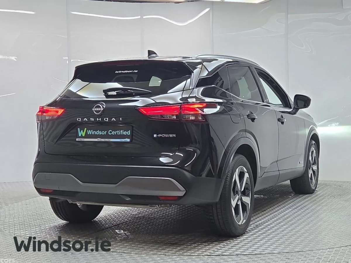 Nissan Qashqai MPV, Petrol Hybrid, 2023, Black