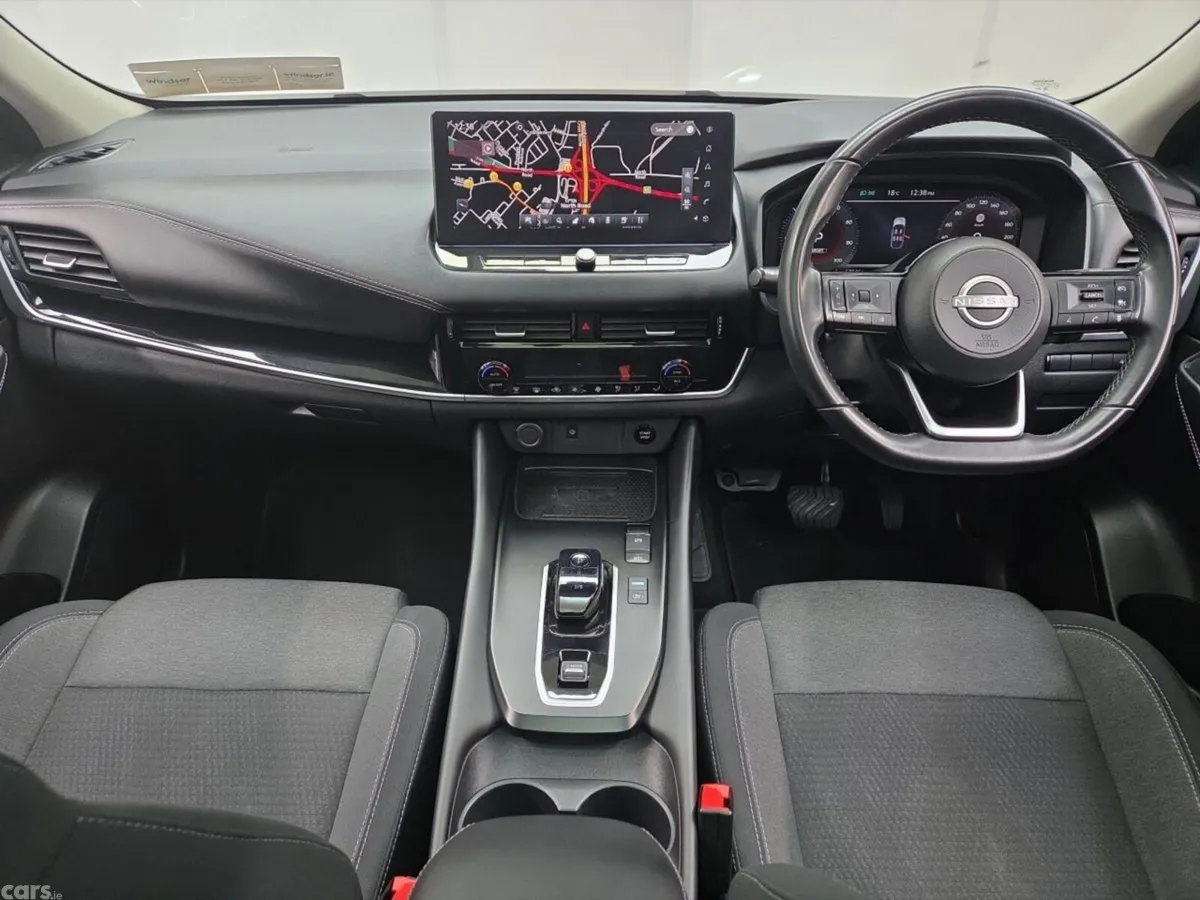 Nissan Qashqai MPV, Petrol Hybrid, 2023, Black