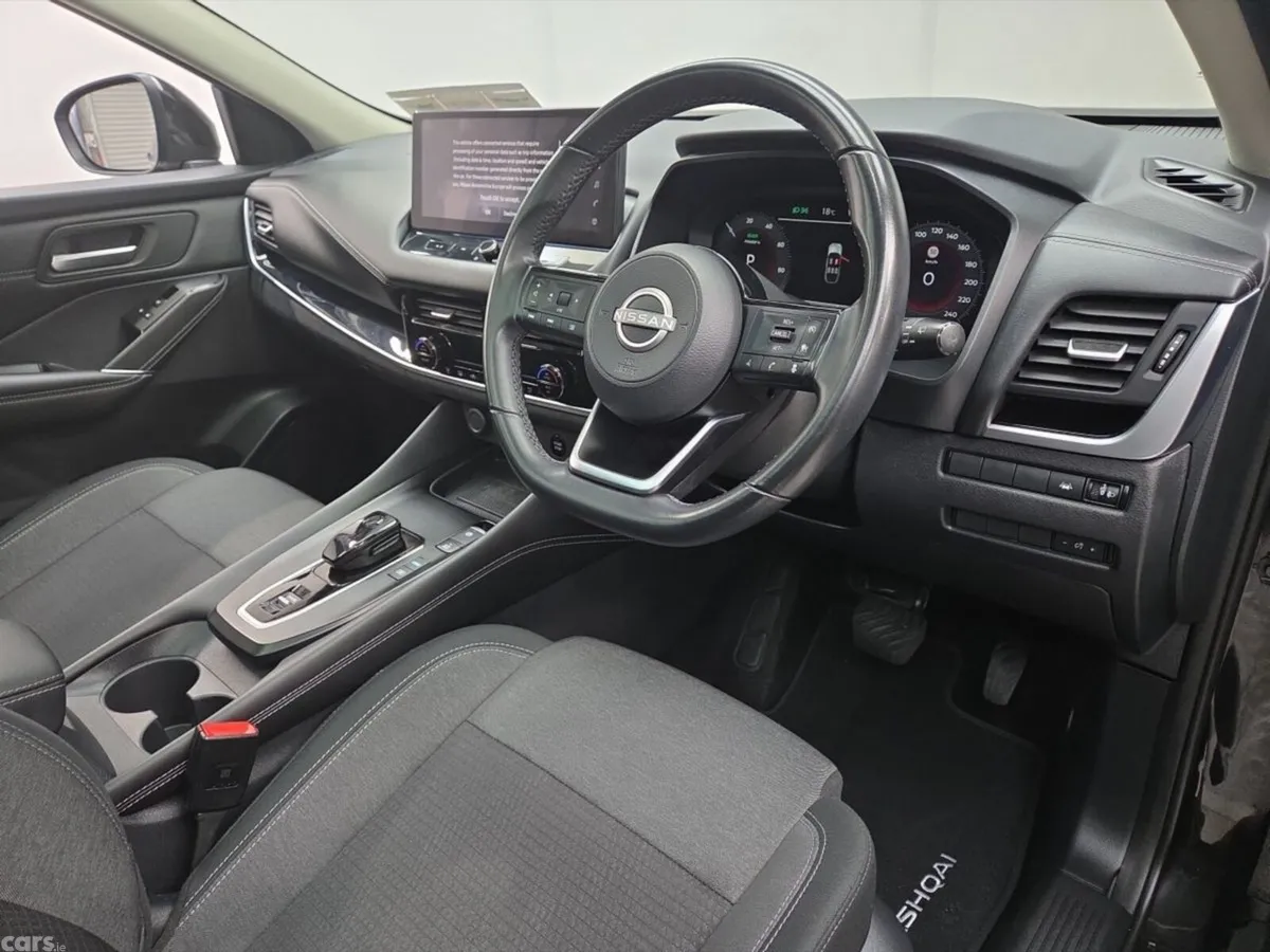 Nissan Qashqai MPV, Petrol Hybrid, 2023, Black