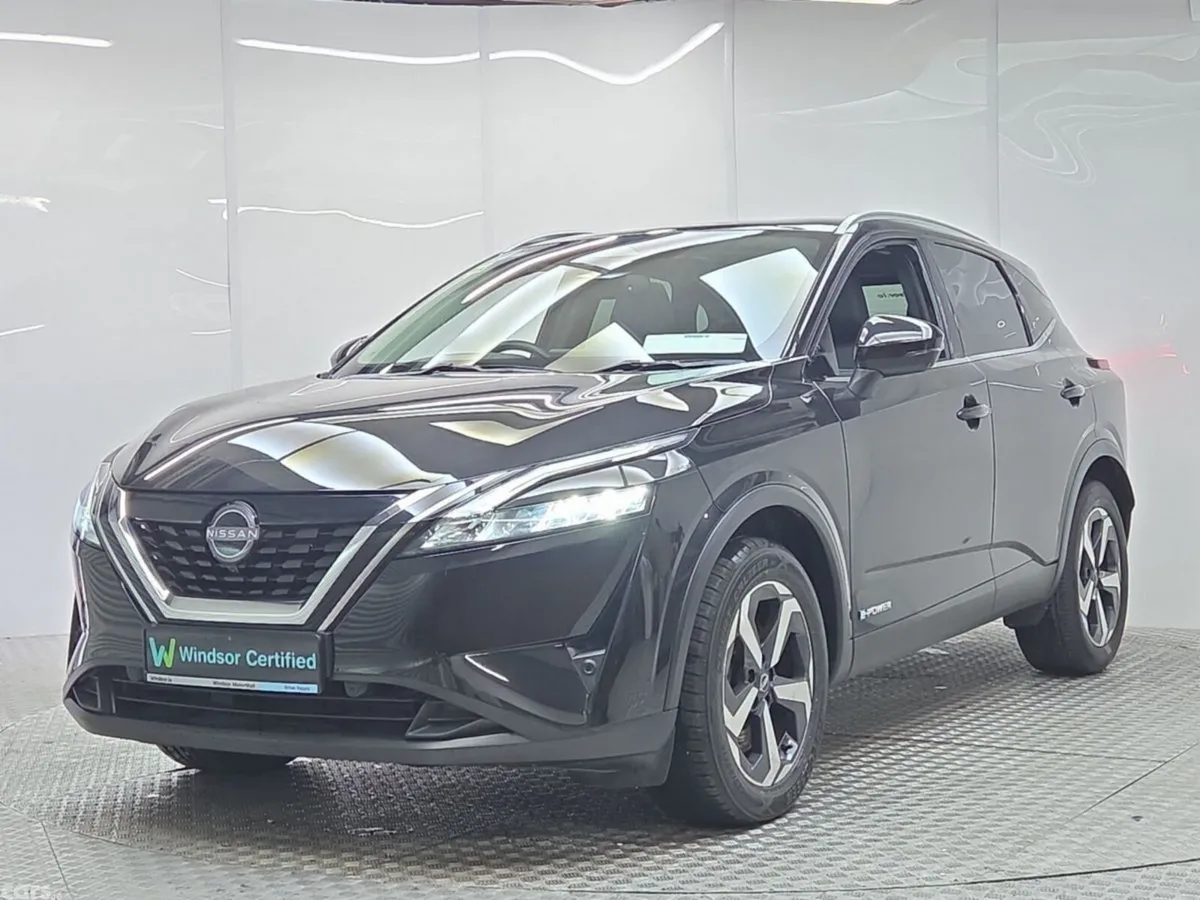 Nissan Qashqai MPV, Petrol Hybrid, 2023, Black