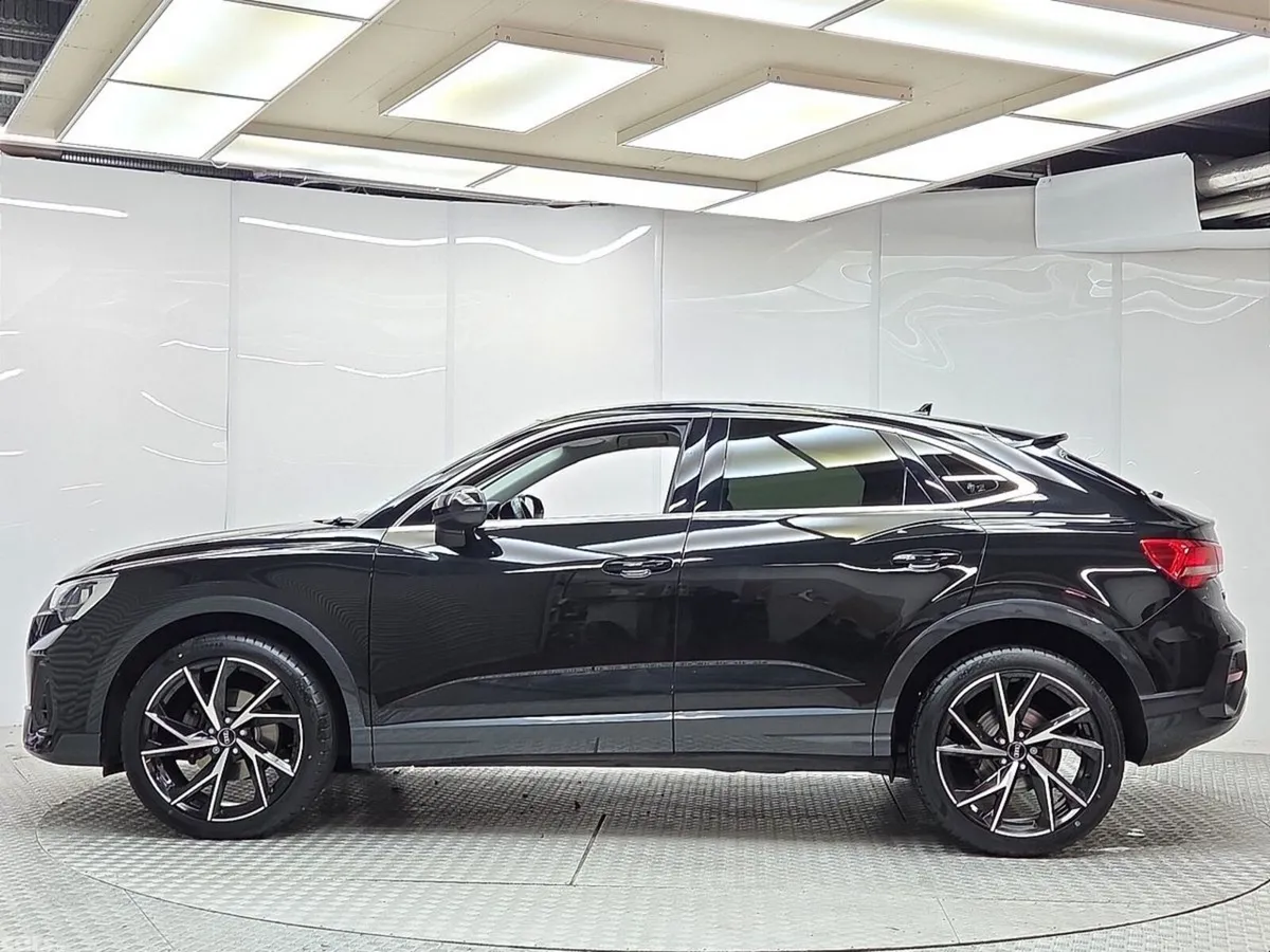 Audi Q3 SUV, Petrol, 2023, Black