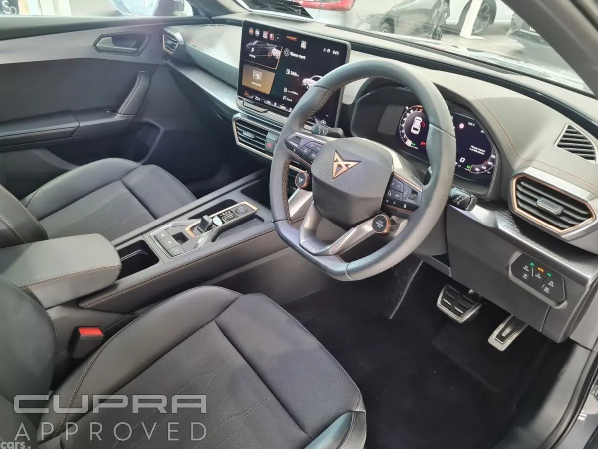 Cupra Leon Estate, Petrol, 2026, Grey