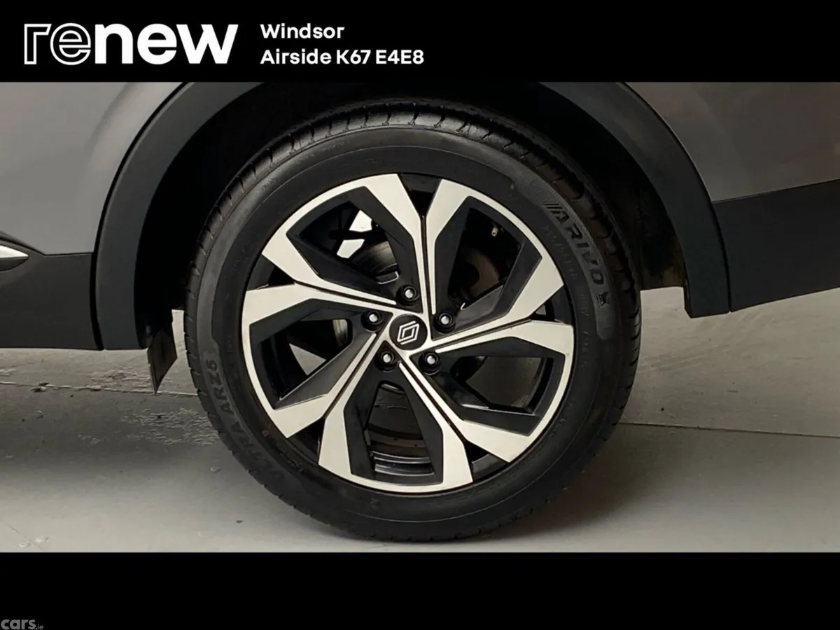 Renault Arkana Hatchback, Petrol, 2025, Grey