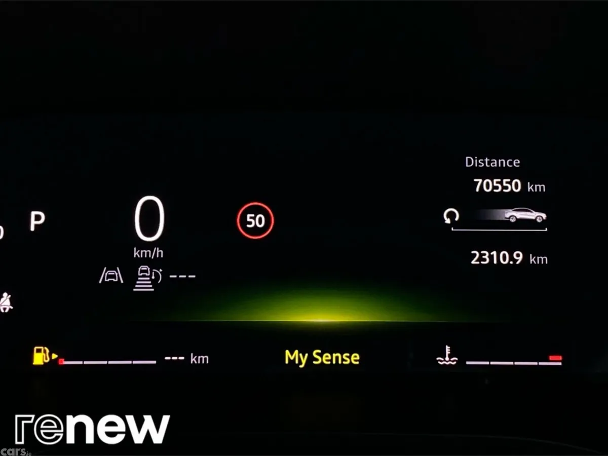 Renault Arkana Hatchback, Petrol, 2025, Blue