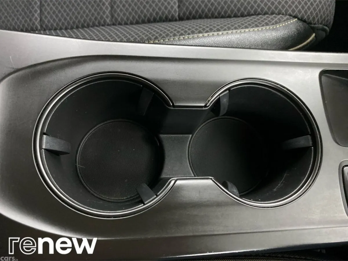 Renault Arkana Hatchback, Petrol, 2025, Grey