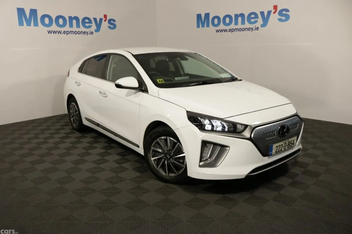 Hyundai IONIQ Hatchback, Electric, 2022, White