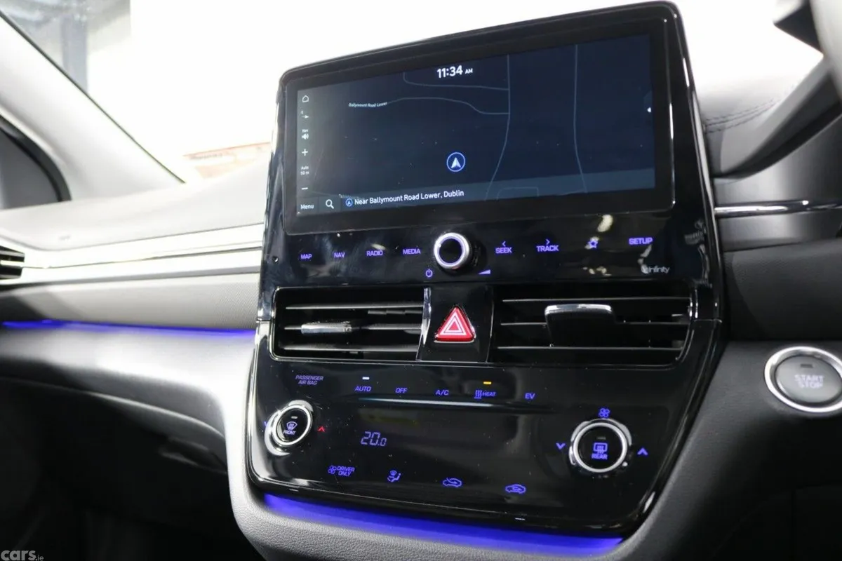 Hyundai IONIQ Hatchback, Electric, 2022, White