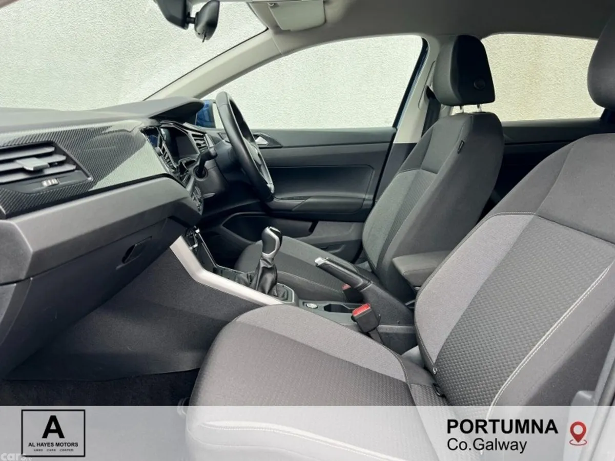 Volkswagen Taigo SUV, Petrol, 2024, Blue