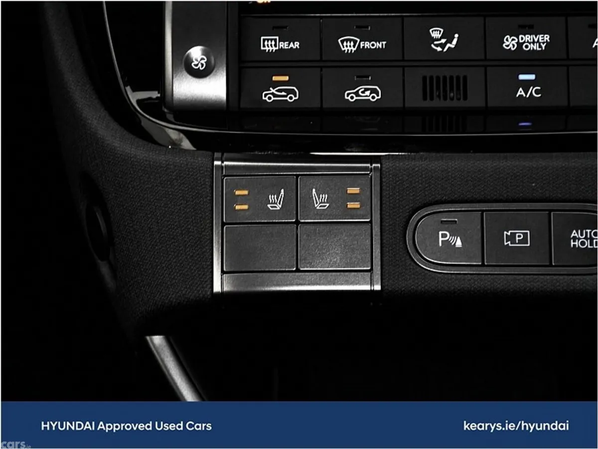 Hyundai INSTER Hatchback, Electric, 2027, Black
