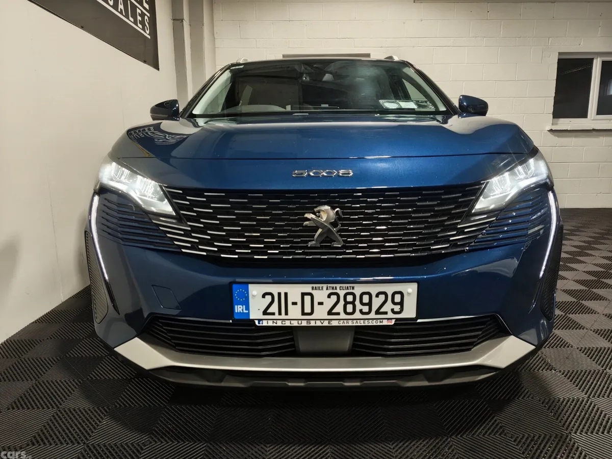 Peugeot 5008 MPV, Diesel, 2021, Blue