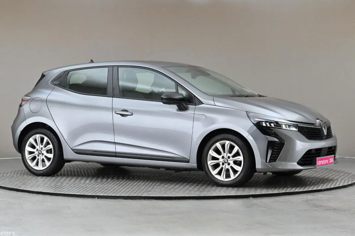 Renault Clio Hatchback, Petrol, 2024, Grey