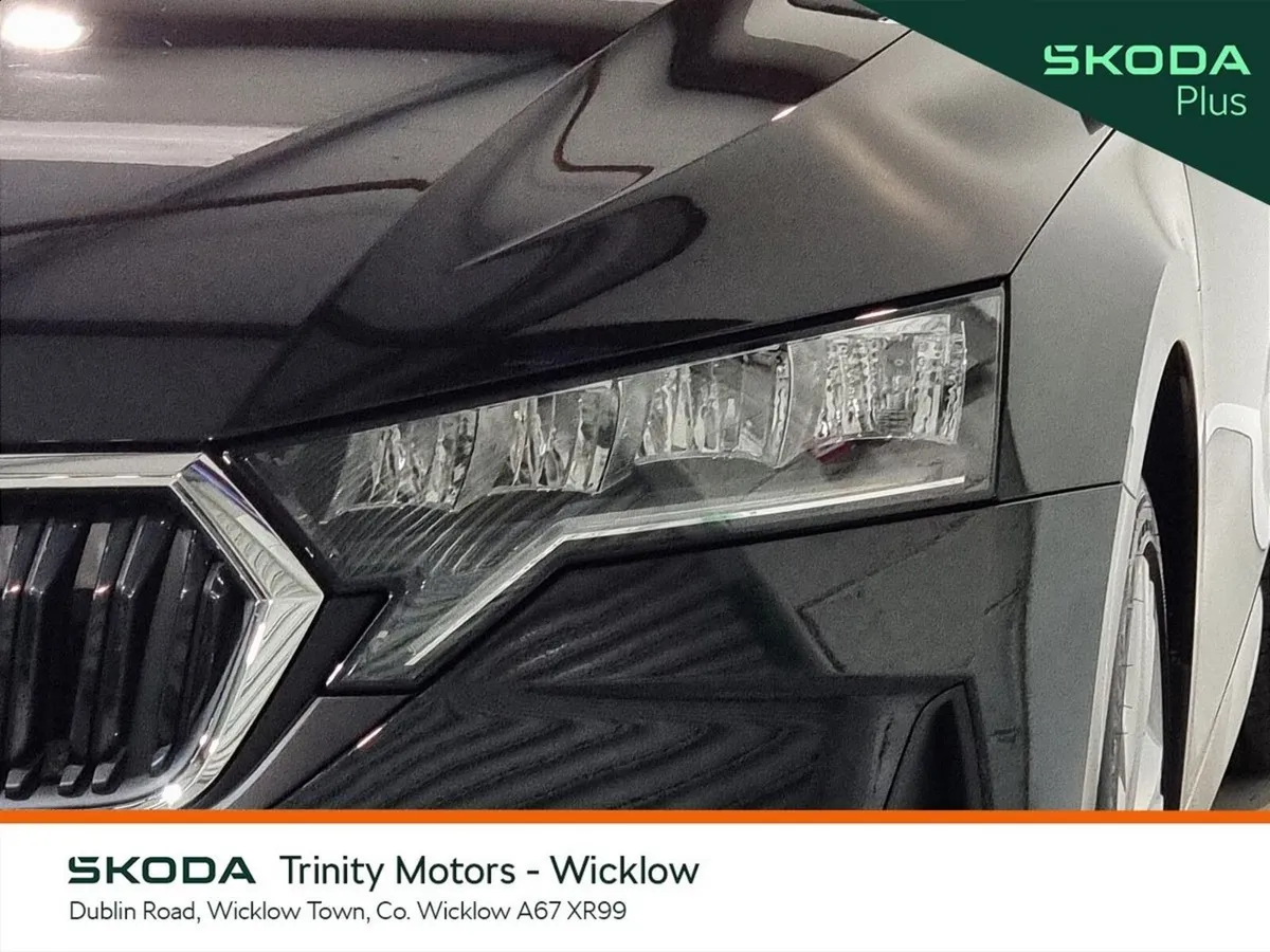 Skoda Octavia Saloon, Petrol, 2026, Black