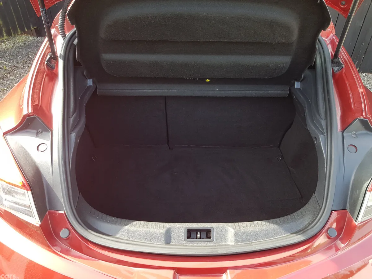 Renault Megane Coupe, Diesel, 2012, Red