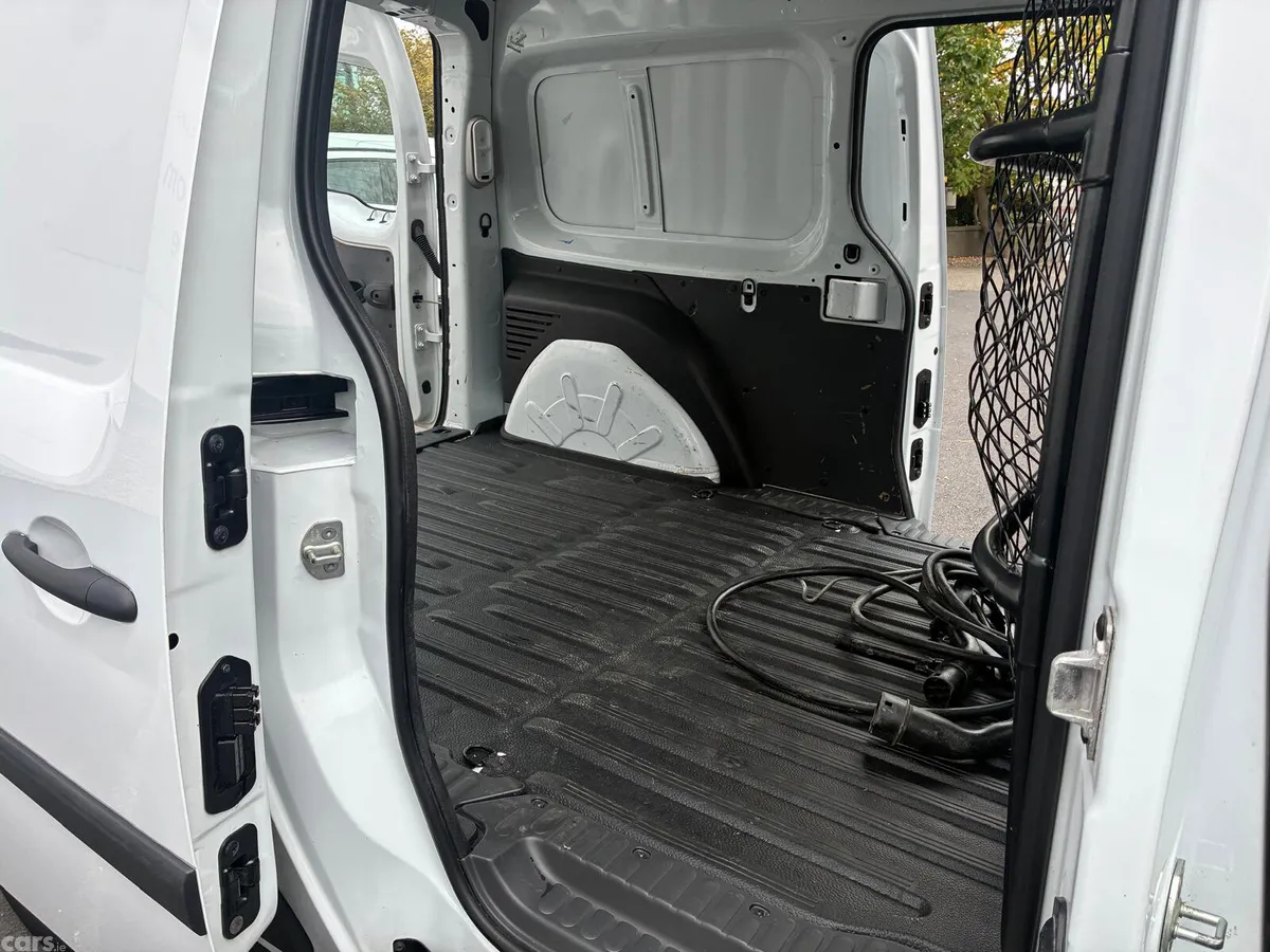Renault Kangoo MPV, Electric, 2020, White