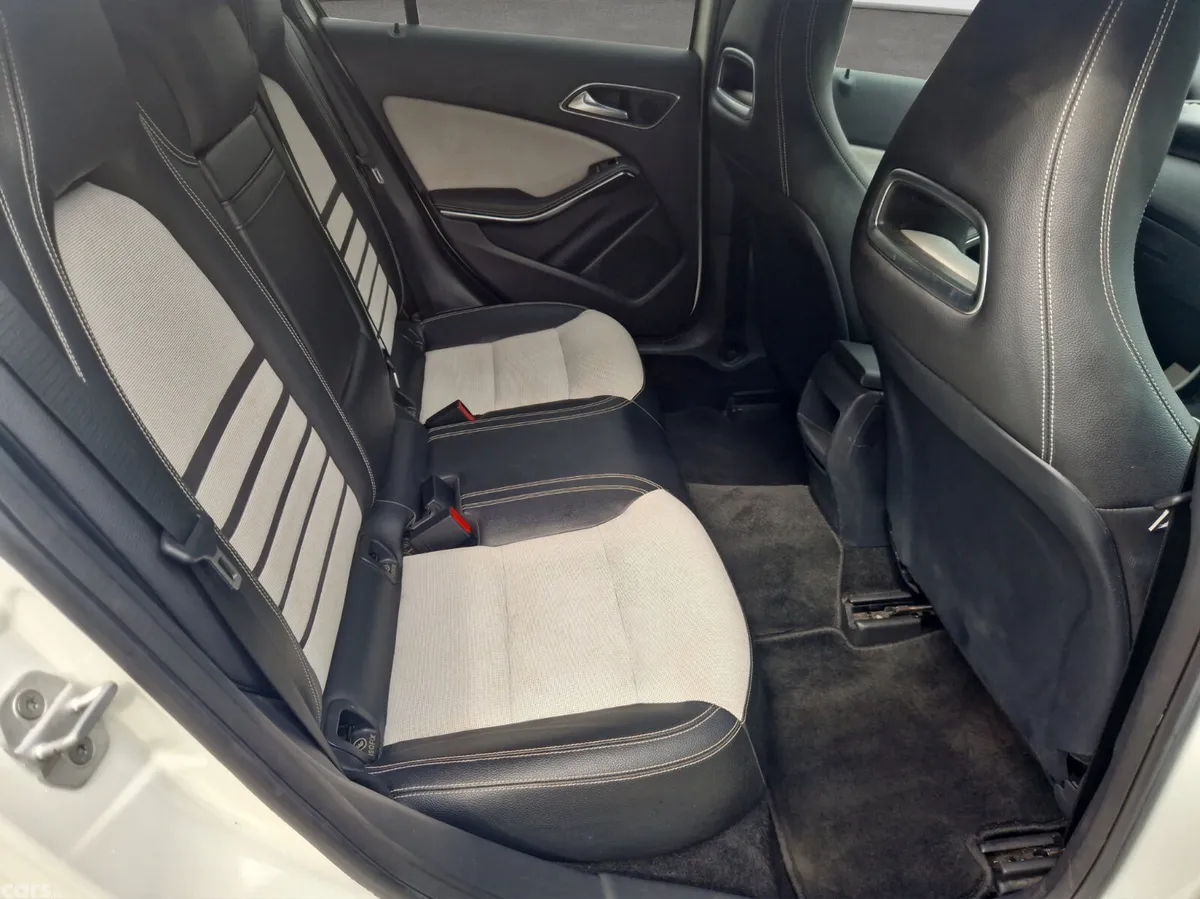 Mercedes-Benz A-Class Hatchback, Petrol, 2014, White