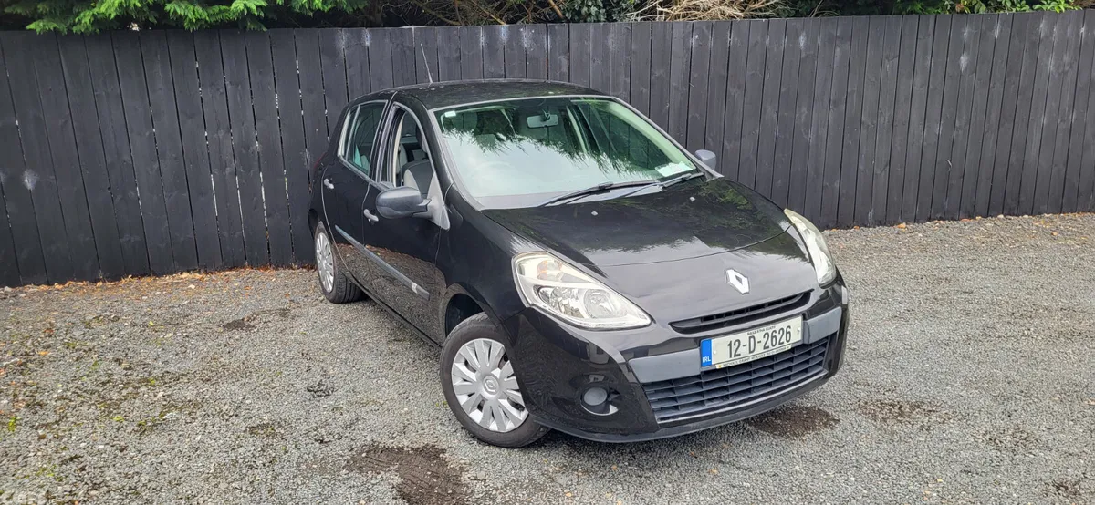 Renault Clio Hatchback, Petrol, 2012, Black