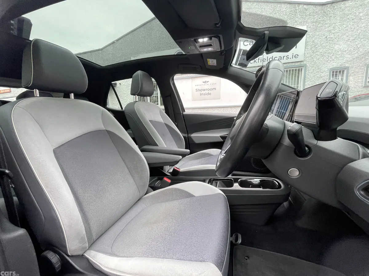 Volkswagen ID.3 Hatchback, Electric, 2022, Black