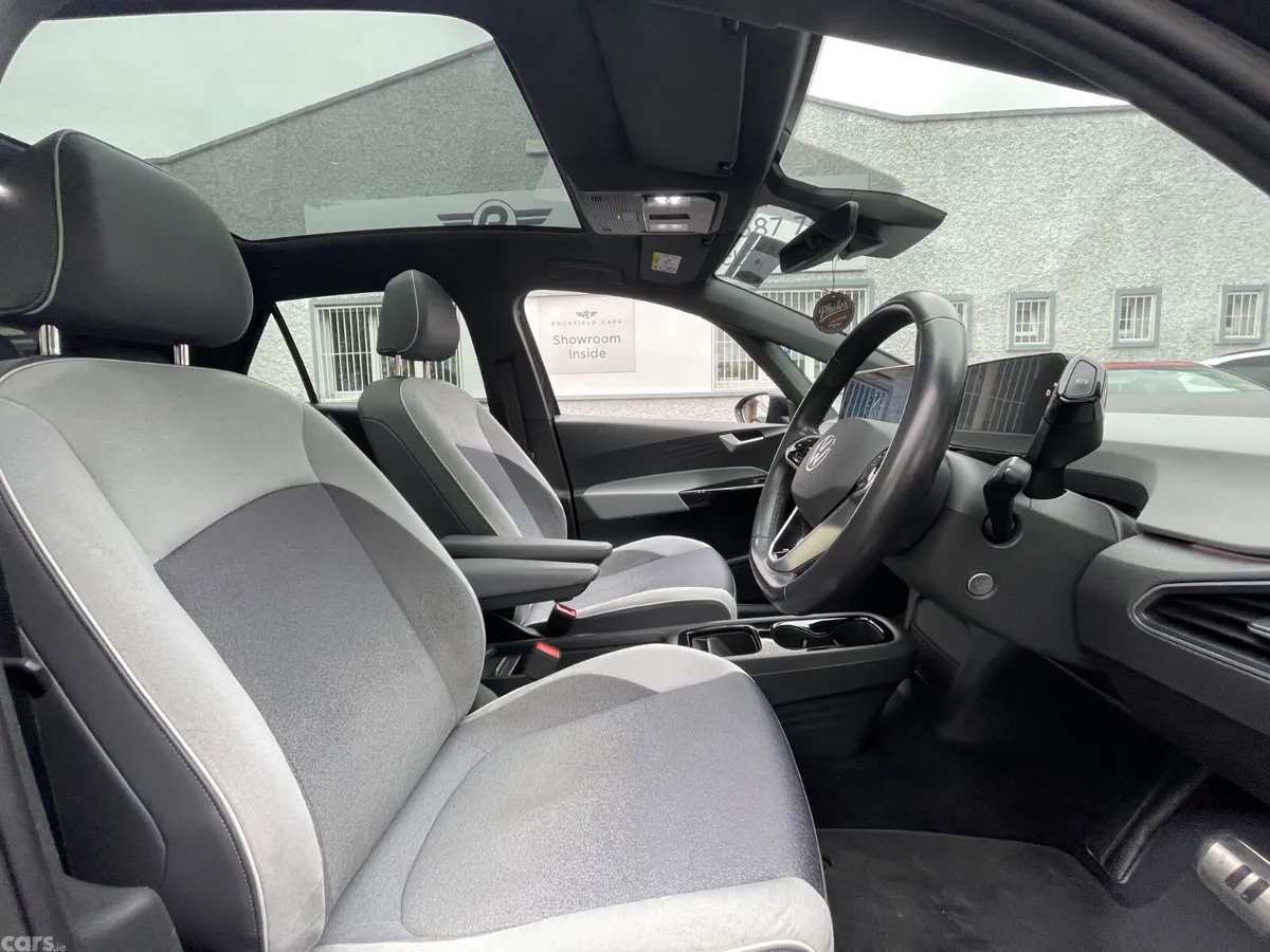 Volkswagen ID.3 Hatchback, Electric, 2022, Black