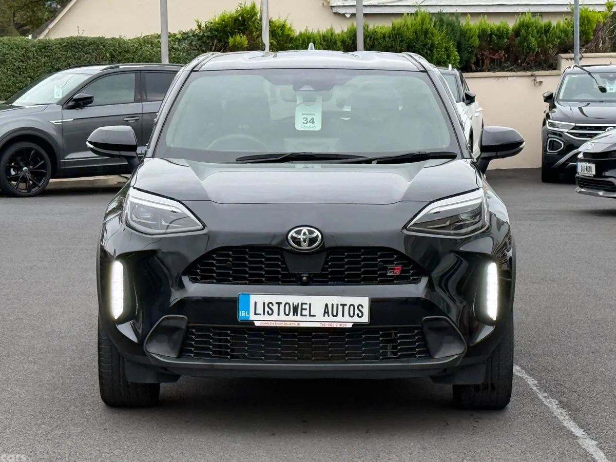 Toyota Yaris Cross SUV, Petrol Hybrid, 2023, Black