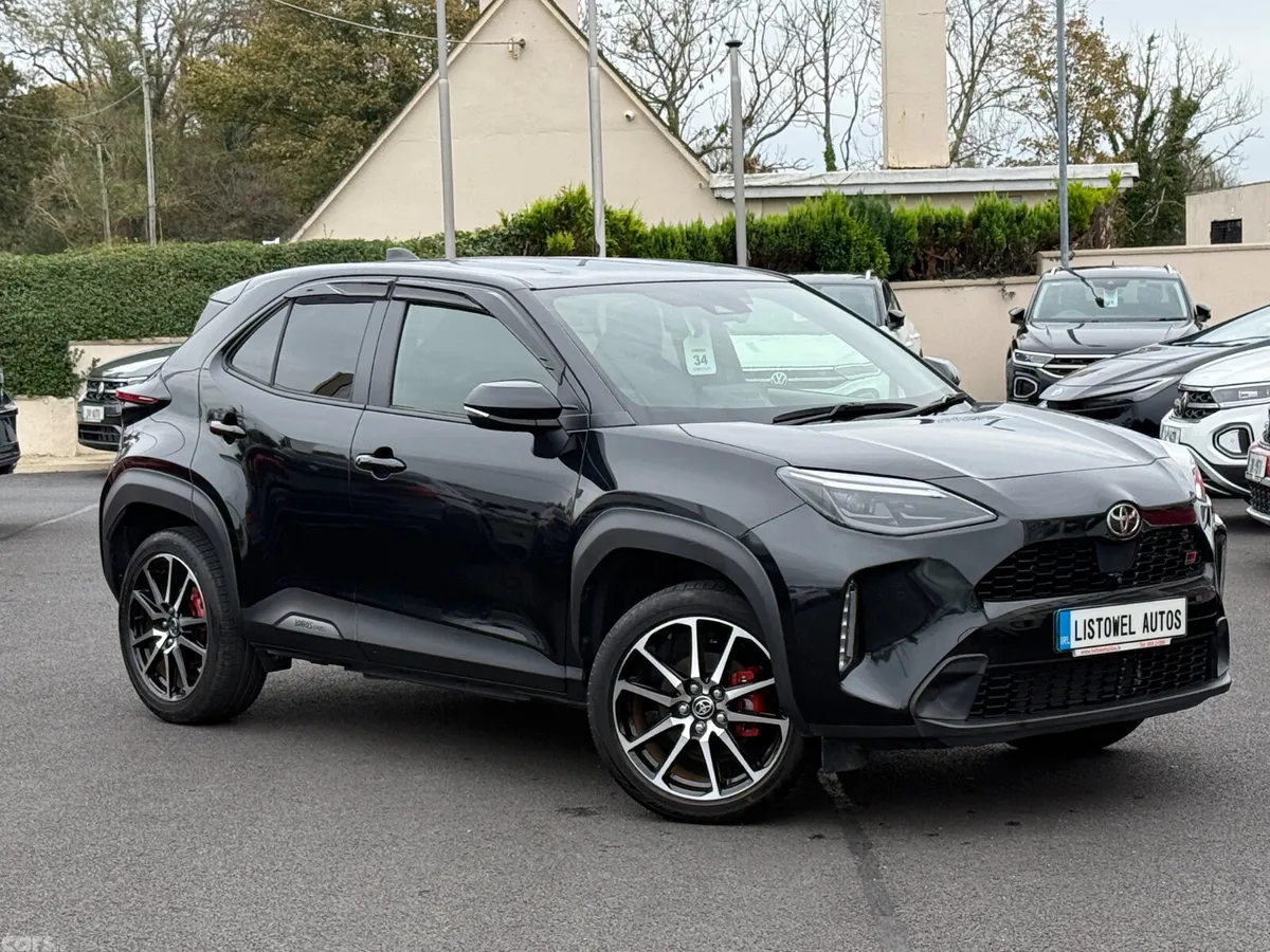 Toyota Yaris Cross SUV, Petrol Hybrid, 2023, Black