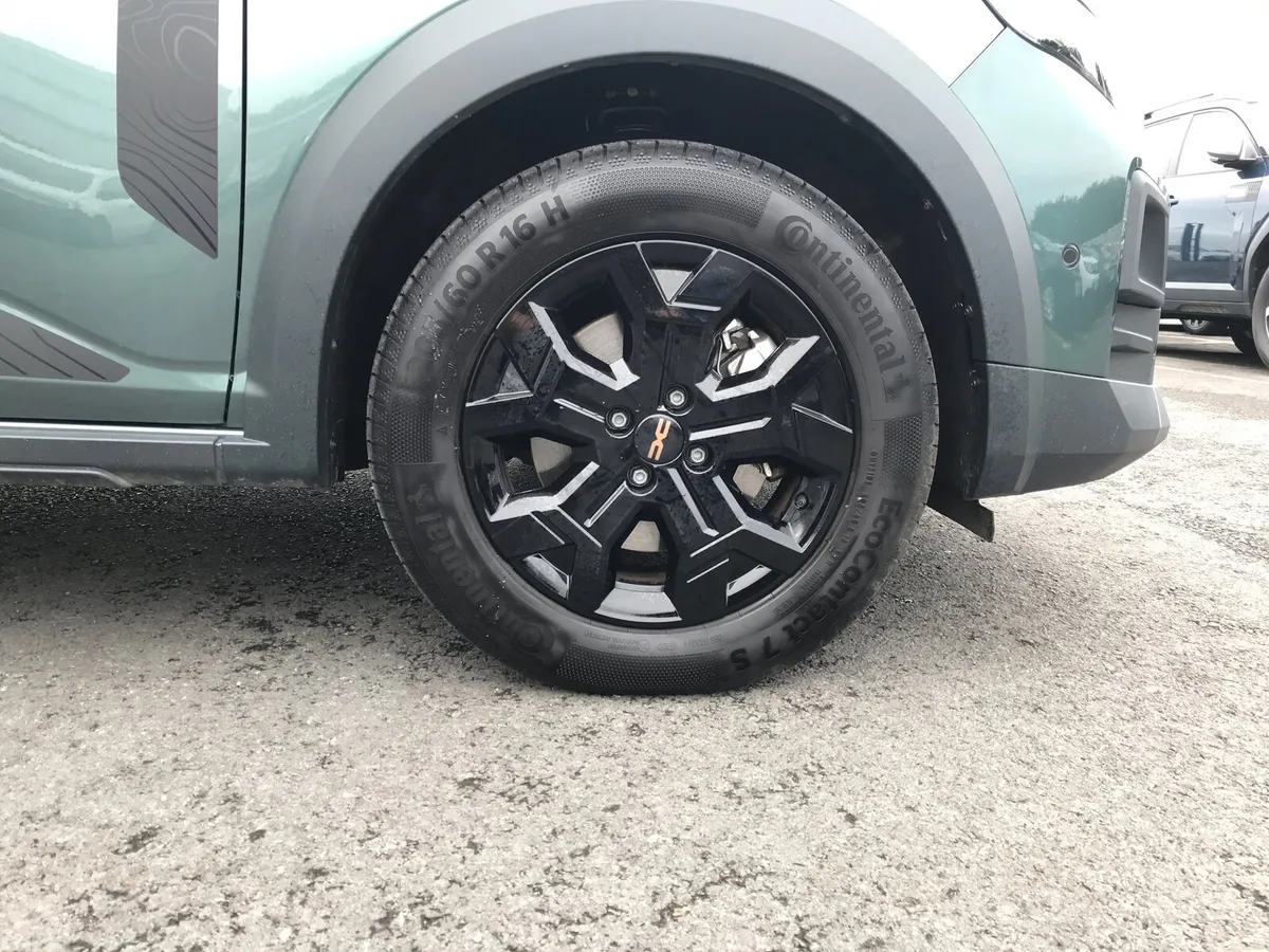 Dacia Jogger MPV, Petrol Hybrid, 2026, Green