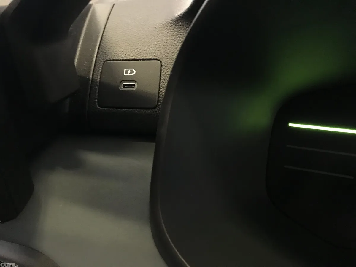 Dacia Jogger MPV, Petrol Hybrid, 2026, Green