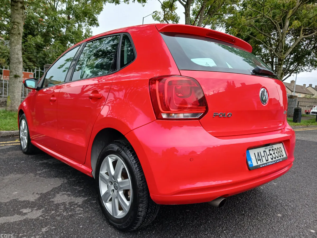 Volkswagen Polo Hatchback, Petrol, 2014, Red