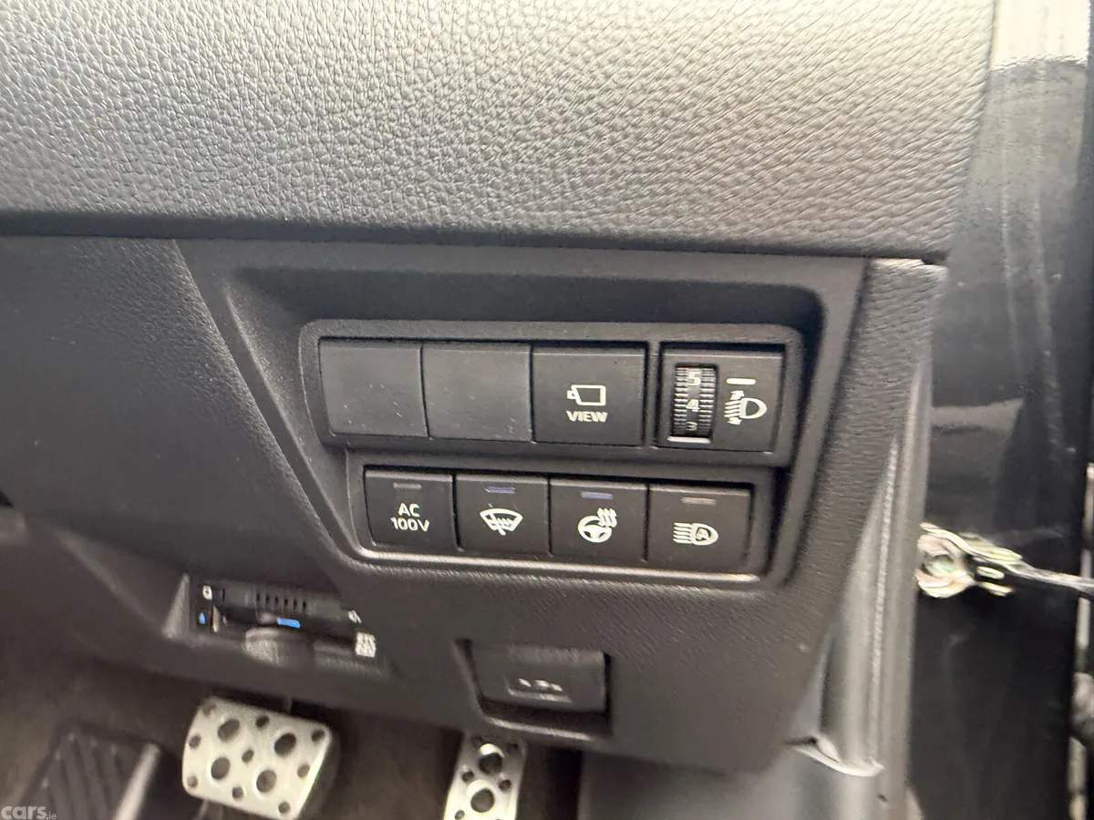 Toyota Yaris Cross SUV, Petrol Hybrid, 2023, Black