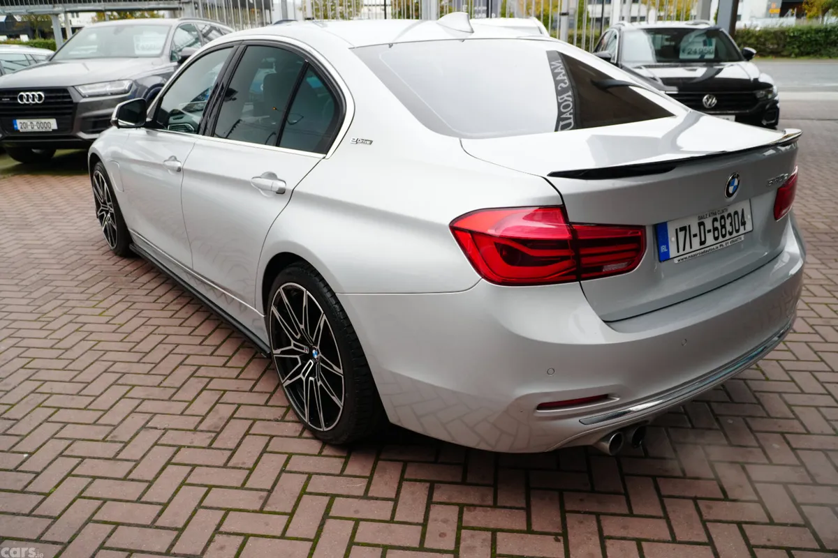 BMW 3-Series Saloon, Petrol Plug-in Hybrid, 2017, Grey