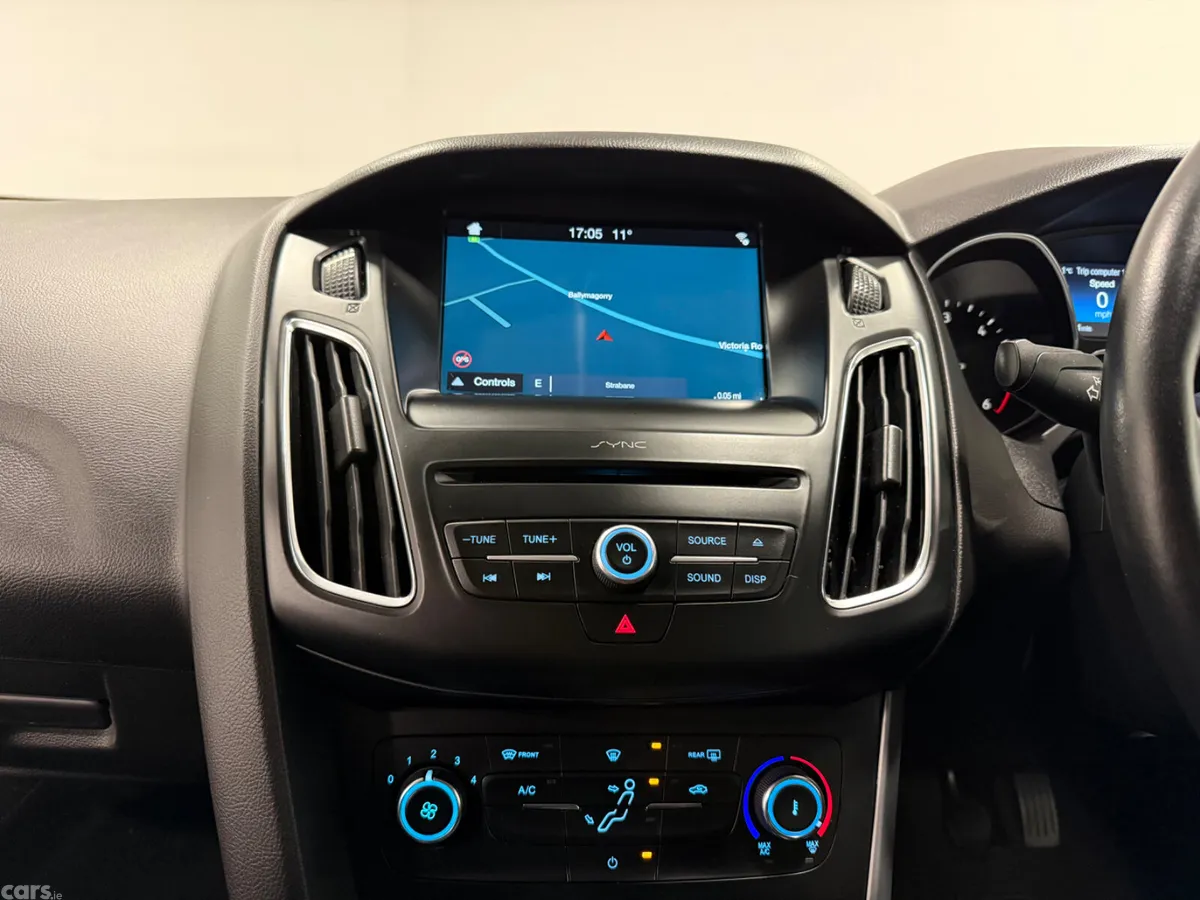 Ford Focus Hatchback, Diesel, 2017, Blue
