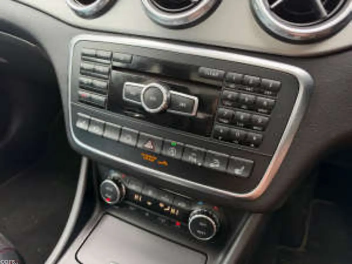 Mercedes-Benz GLA SUV, Diesel, 2015, White