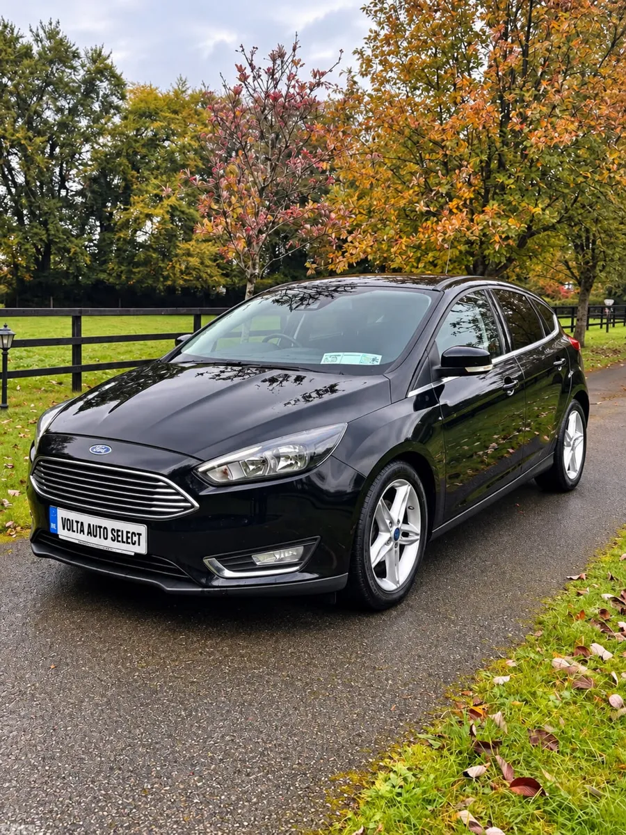 Ford Focus Hatchback, Diesel, 2016, Black