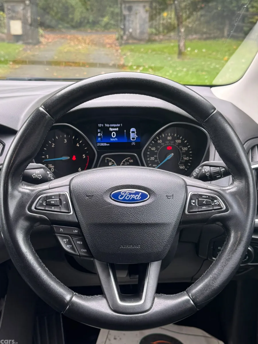 Ford Focus Hatchback, Diesel, 2016, Black