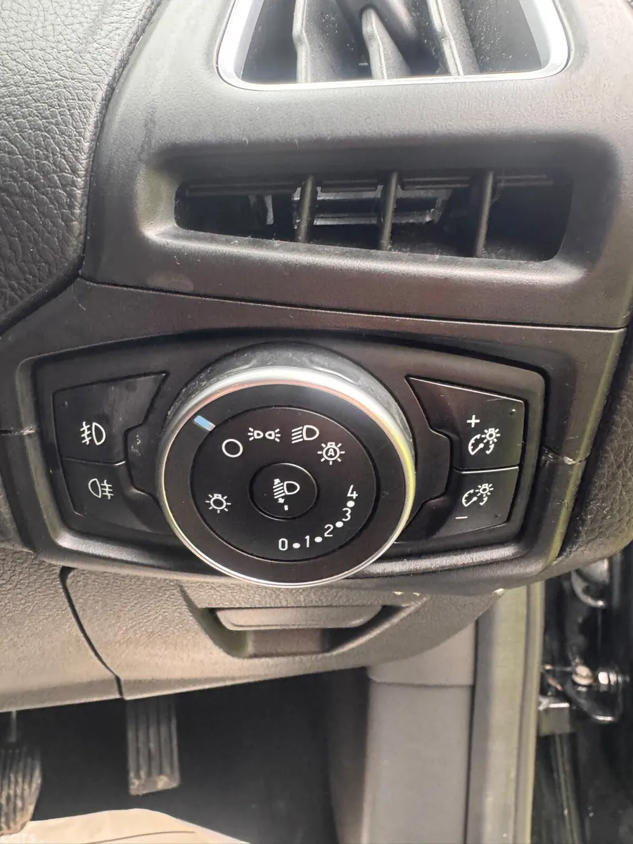 Ford Focus Hatchback, Diesel, 2016, Black
