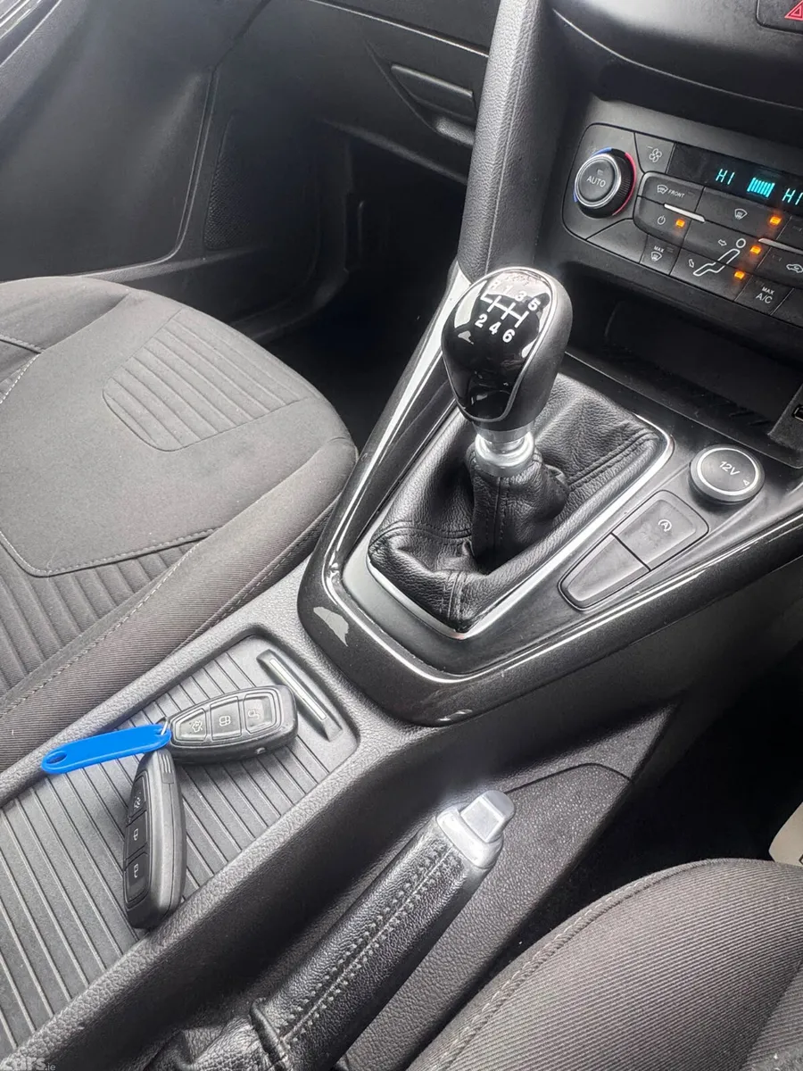 Ford Focus Hatchback, Diesel, 2016, Black