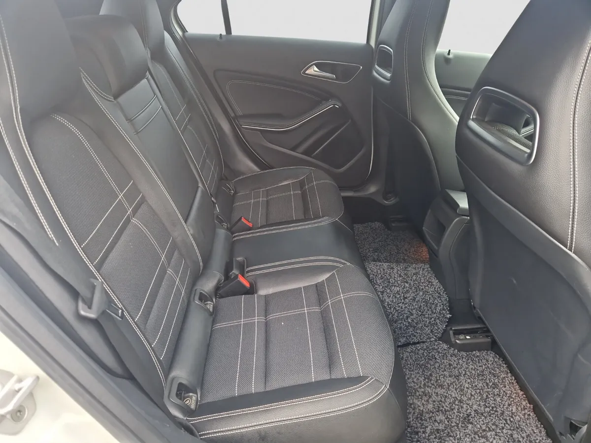 Mercedes-Benz A-Class Hatchback, Petrol, 2014, White