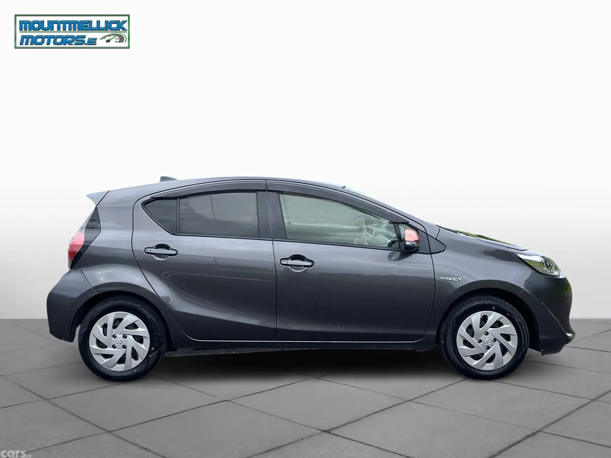 Toyota Aqua Hatchback, Petrol Hybrid, 2018, Grey