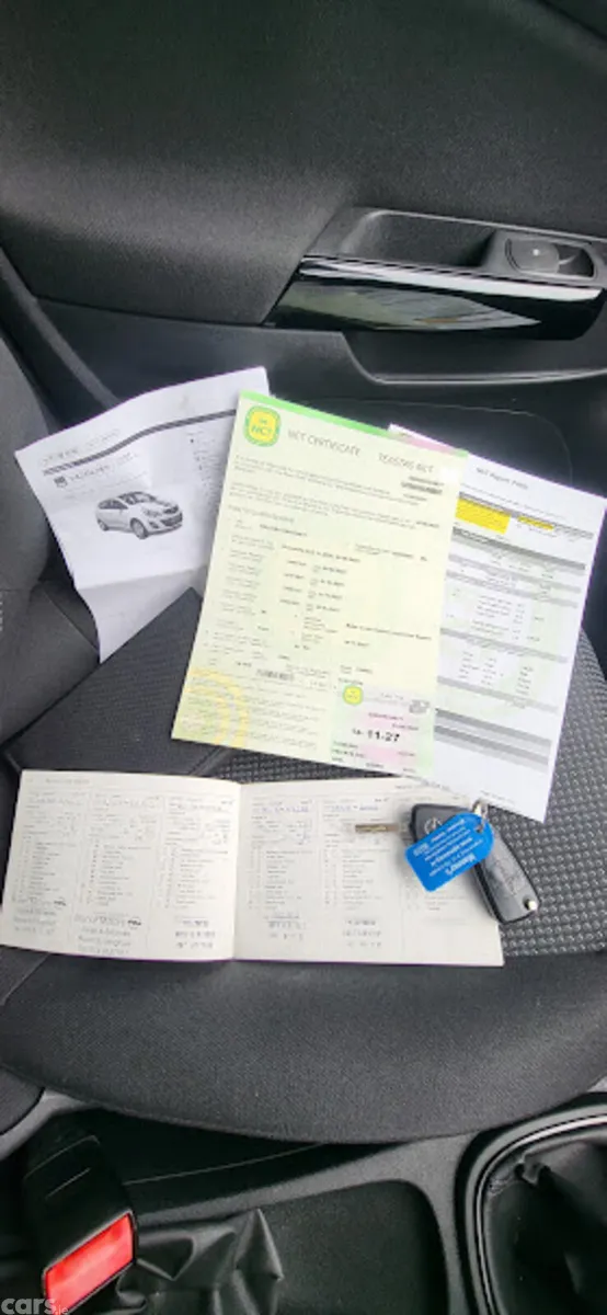 Opel Corsa Hatchback, Petrol, 2014, Silver