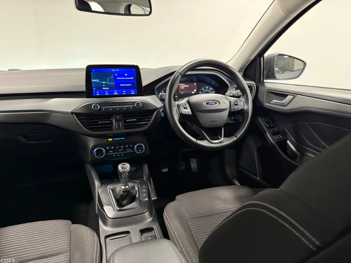Ford Focus Hatchback, Diesel, 2022, Grey