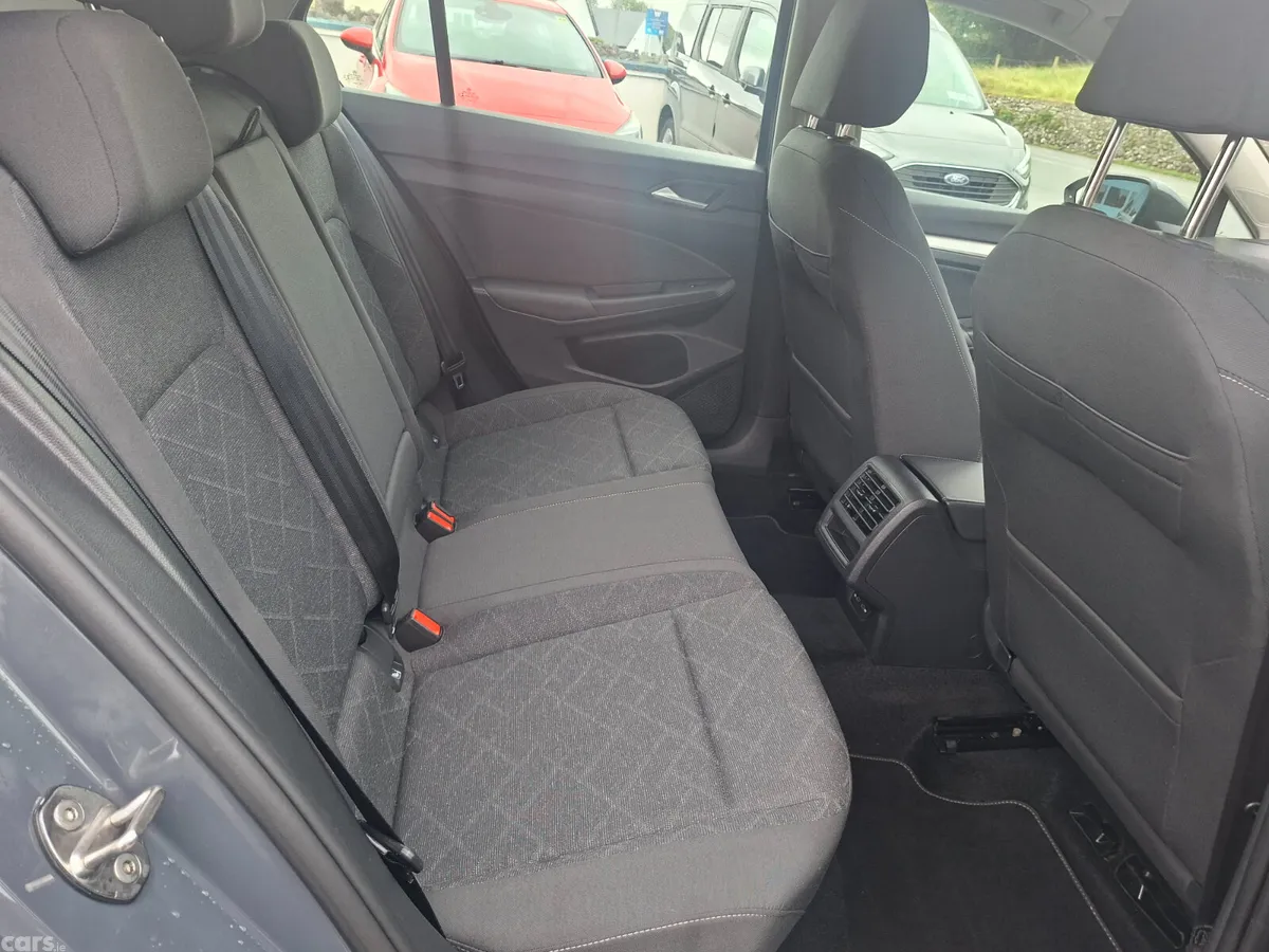 Volkswagen Golf Hatchback, Diesel, 2023, Grey