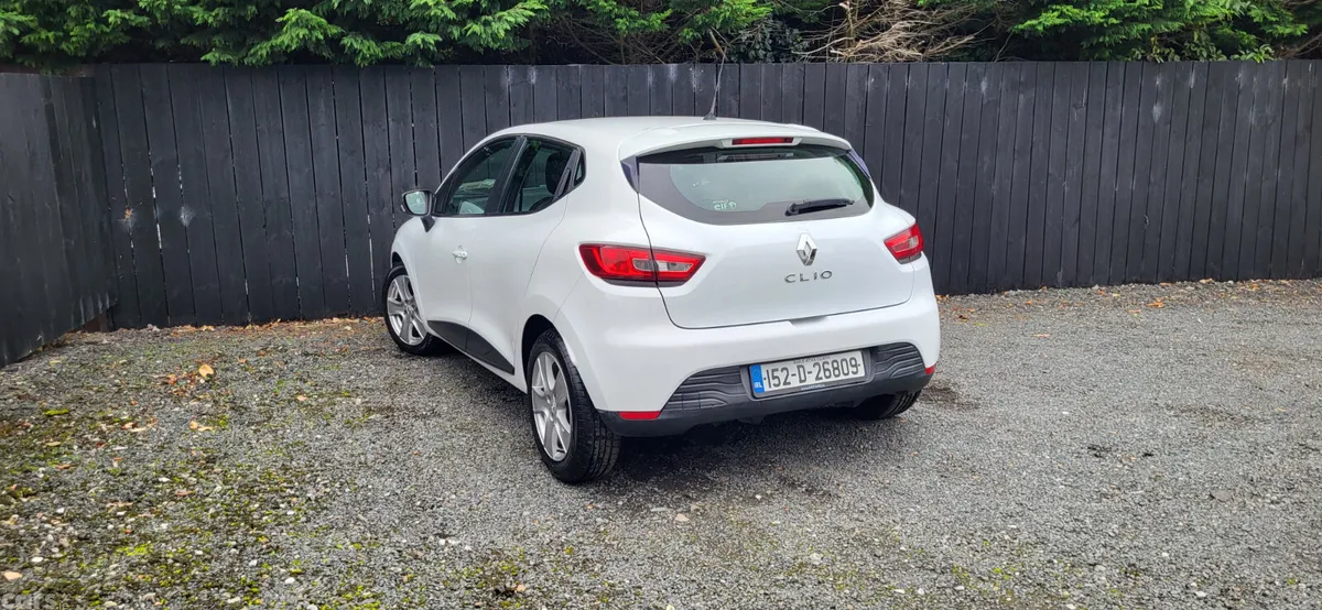 Renault Clio Hatchback, Petrol, 2015, White
