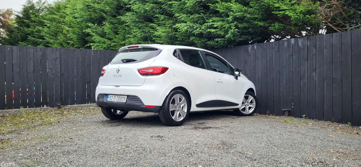 Renault Clio Hatchback, Petrol, 2015, White