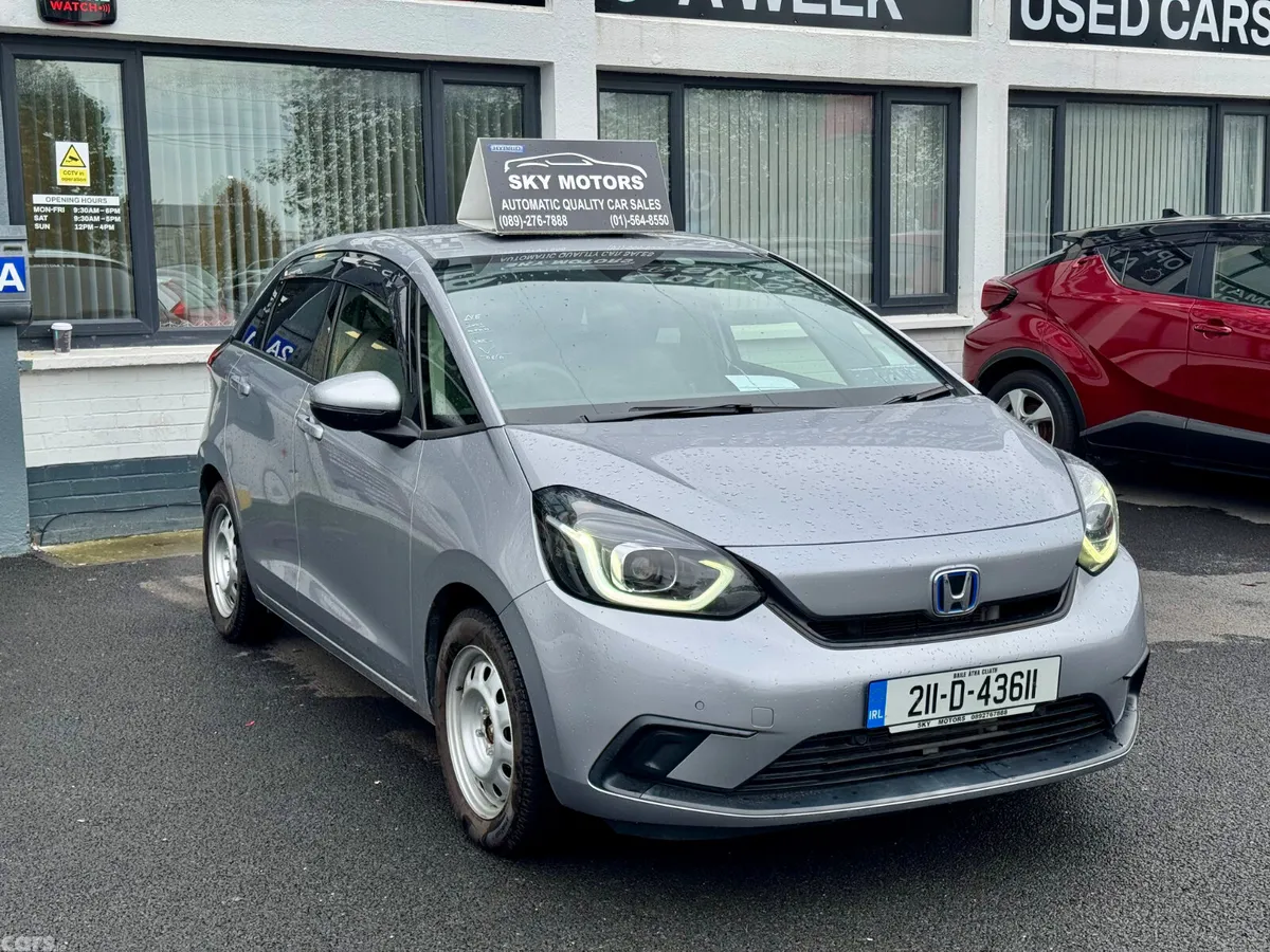 Honda Fit Hatchback, Petrol Hybrid, 2021, Silver